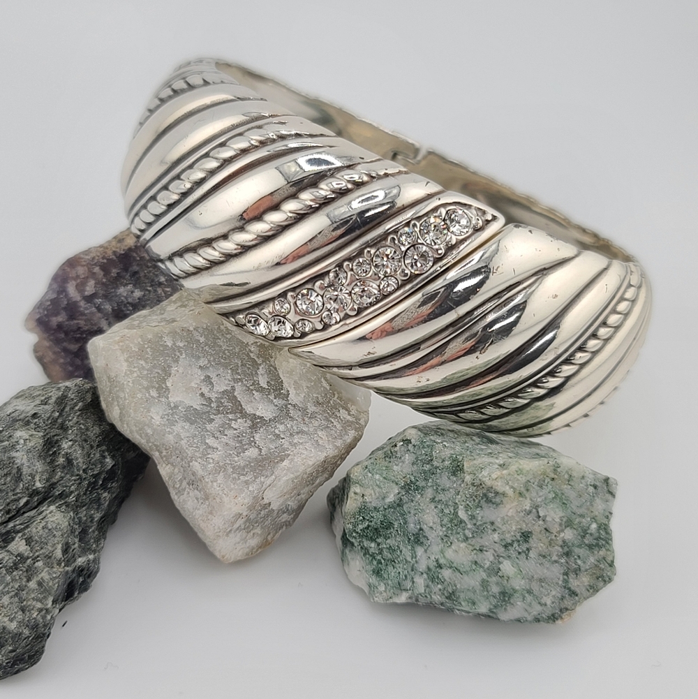 $82 Brighton "Twisted Bliss" Scalloped Silver Hinged Wide Bangle w Crystal Wave